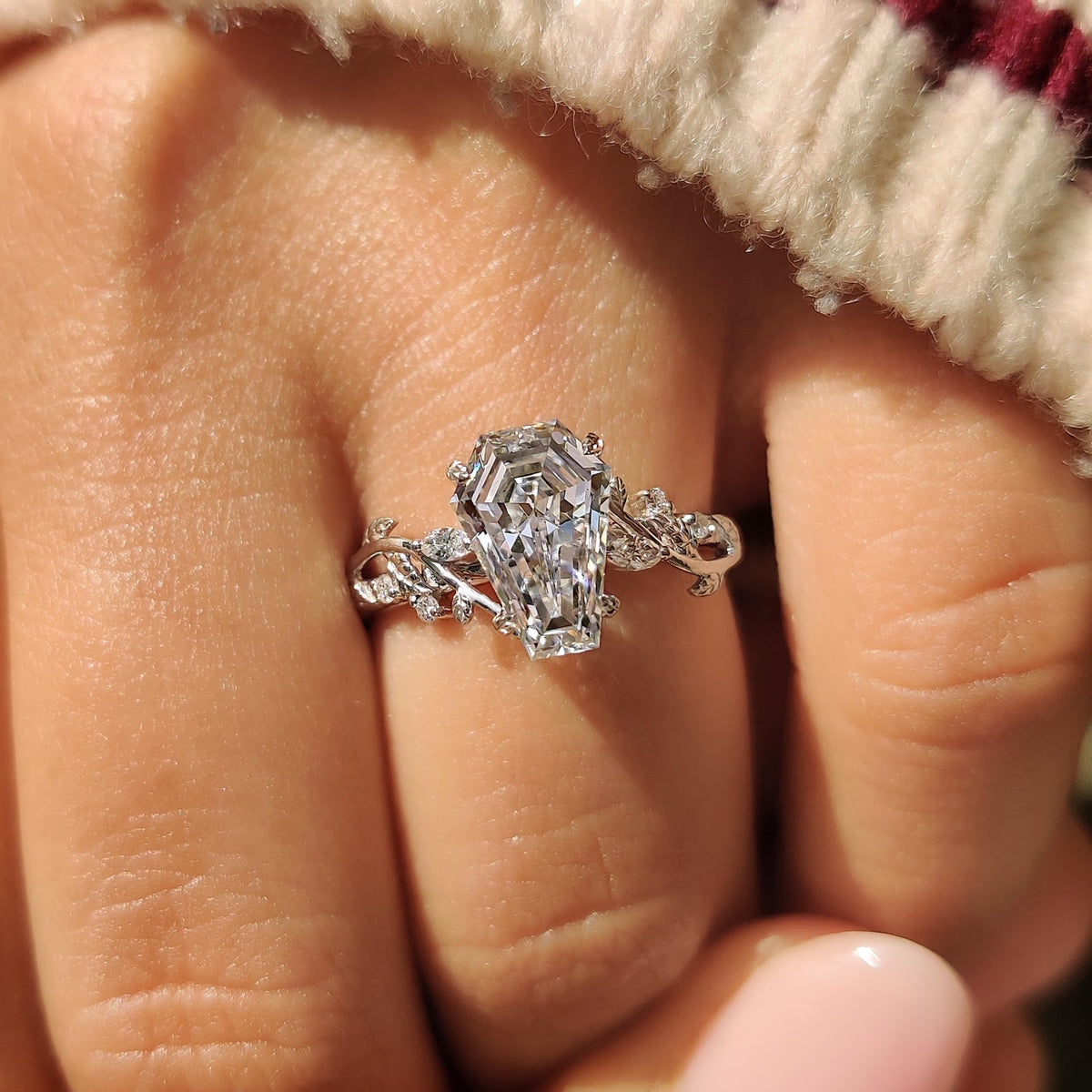 2.0 CT Coffin Diamond Majestic Nature Inspired Solitaire Engagement Ring