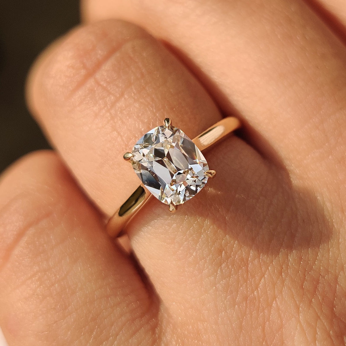 2.0 CT Cushion Diamond Encircled Dainty Solitaire Engagement Ring
