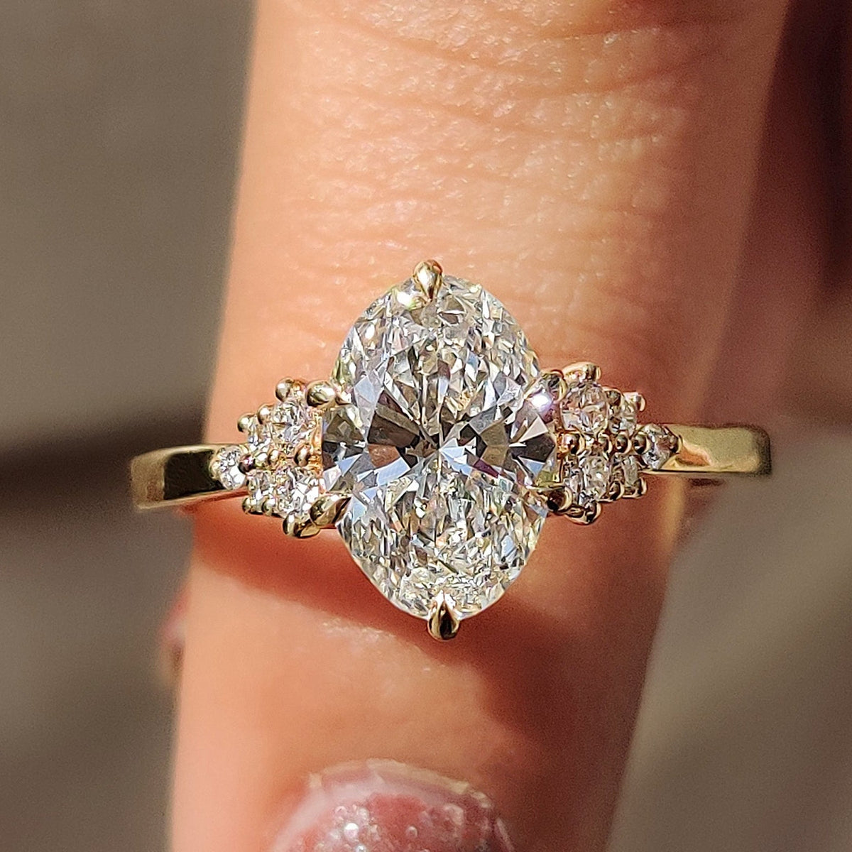 2.0 CT Oval Diamond Illuminated Cluster Engagement Ring