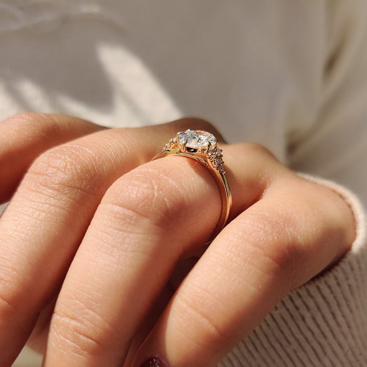 2.0 CT Oval Diamond Radiant Cluster Engagement Ring