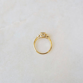 1.0 CT Round Cut Three Stone Moissanite Engagement Ring