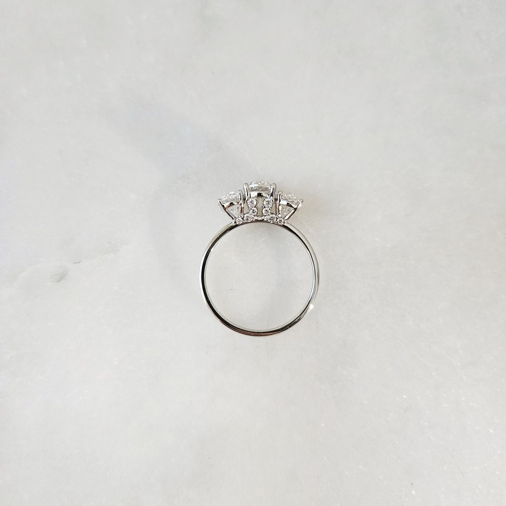 1.0 CT Oval Cut Three Stone Style Moissanite Engagement Ring