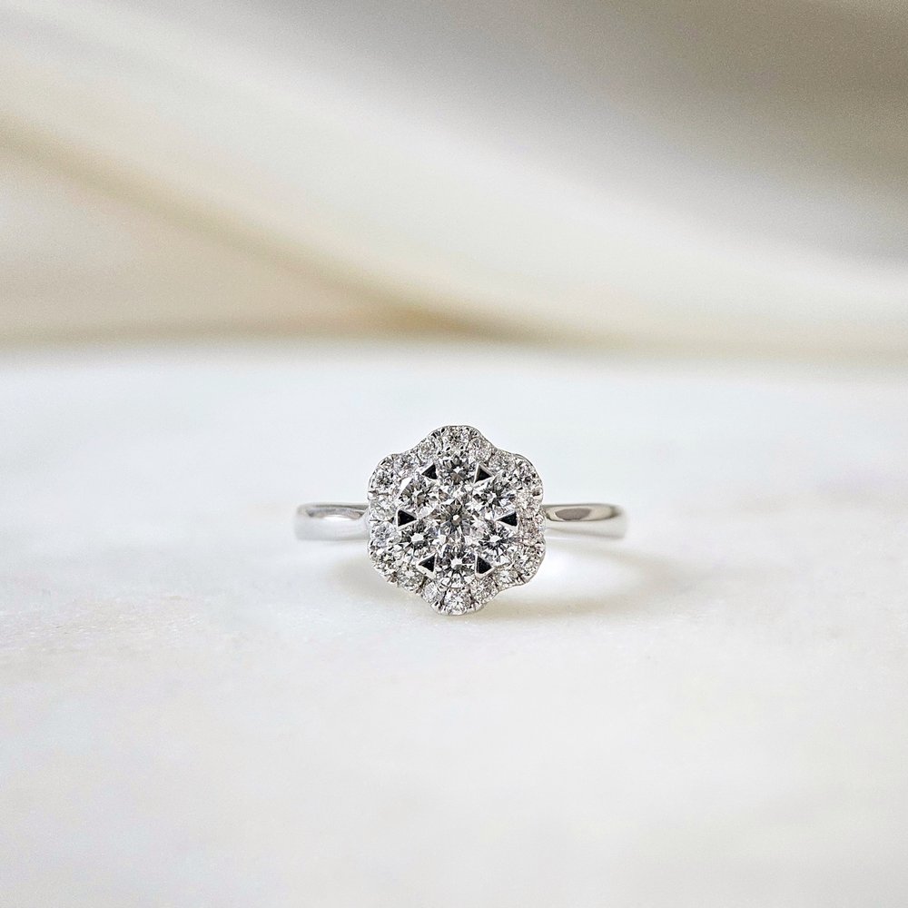 0.74 CT Round Cluster Moissanite Engagement Ring