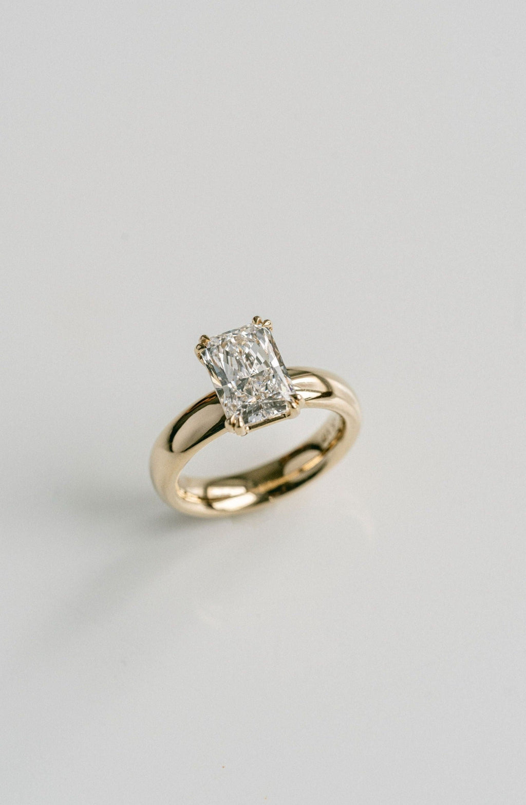 1.0 - 3.0 CT Radiant Lab Grown Diamond Solitaire Engagement Ring