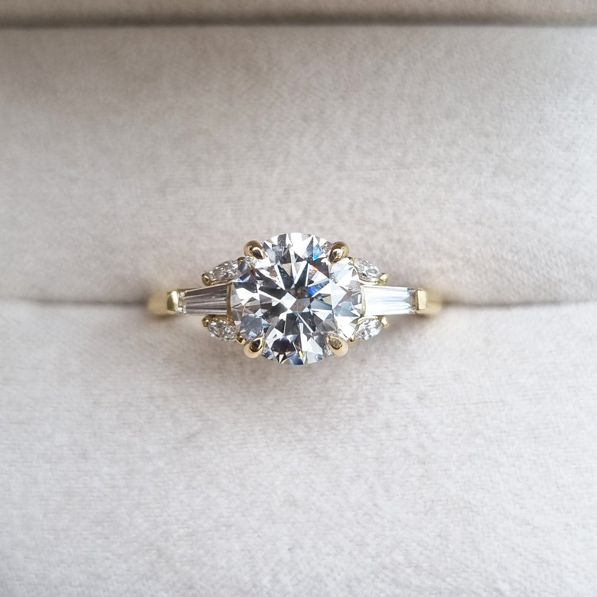 2.0 CT Round Cut Cluster E/VVS2 Lab Grown Diamond Engagement Ring - violetjewels