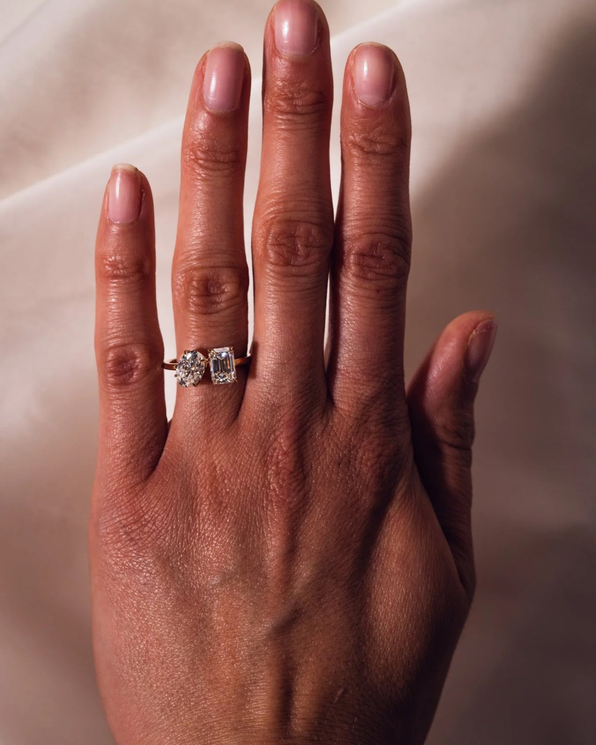 3.0 CT Oval and Emerald Diamond Contrast Toi et Moi Engagement Ring