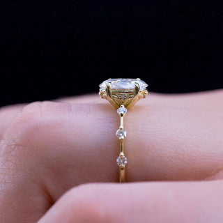 1.50-3.50 CT Oval CVD Diamond Dainty Engagement Ring