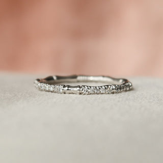 Round diamond pavé wedding band with sparkling micro-set stones – classic and elegant