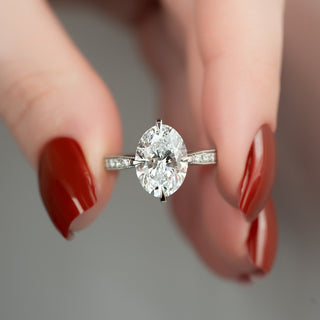 2.0-4.0 CT Oval CVD Diamond Hidden Halo Engagement Ring
