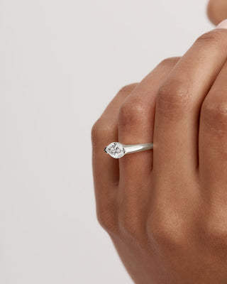 1.0 CT Marquise CVD Diamond Unique Style Engagement Ring