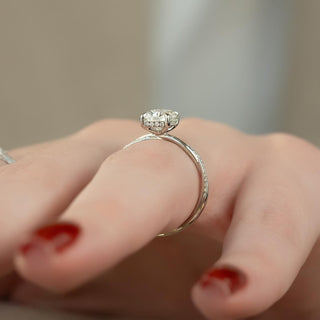 1.50-3.50 CT Elongated Cushion CVD Diamond Twisted Engagement Ring