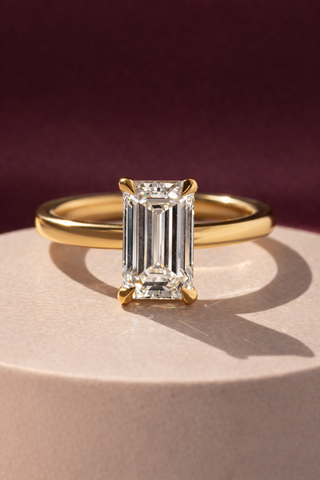 1.0-3.0 CT Emerald Lab Grown Diamond Solitare Engagement Ring