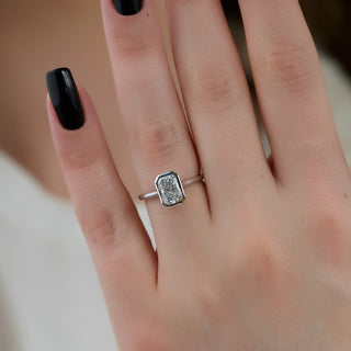 1.50-3.50 CT Cushion CVD Diamond Bezel Engagement Ring