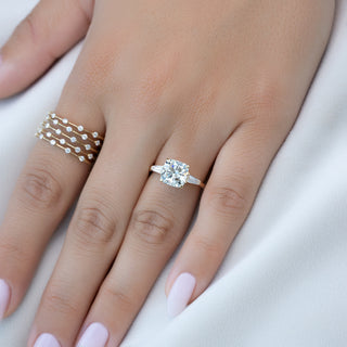 1.50-3.50 CT Cushion CVD Diamond Three Stone Engagement Ring