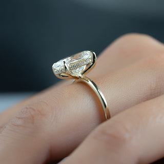 2.0-3.0 CT Oval CVD Diamond Hidden Halo Engagement Ring