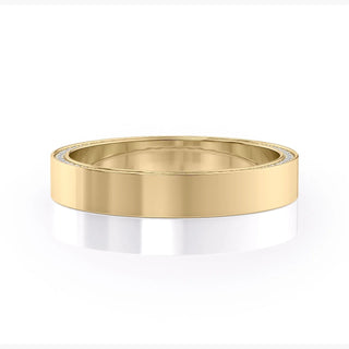 Unique wedding band with round diamonds – modern design with artistic flair
