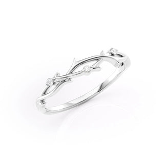 Round diamond twig wedding band with nature-inspired design – delicate and unique