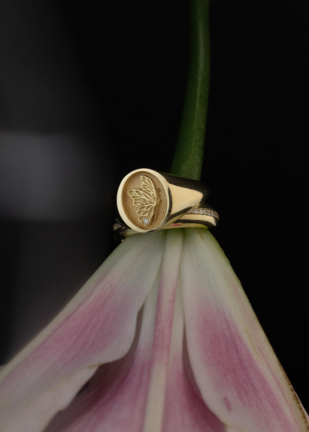 0.005 TCW Round Diamond butterfly Engagemnet ring