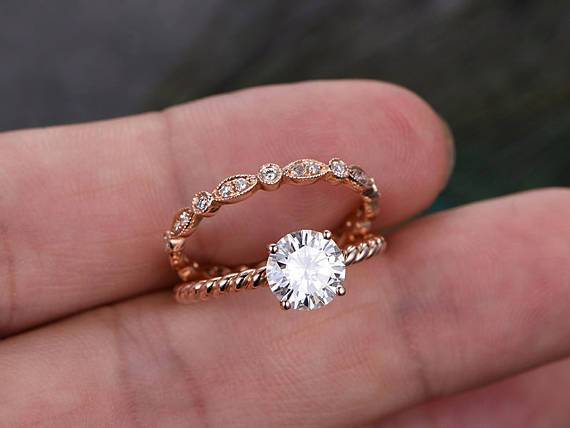 0.75 CT Round Solitaire Twisted Pave Moissanite Bridal Ring Set - violetjewels