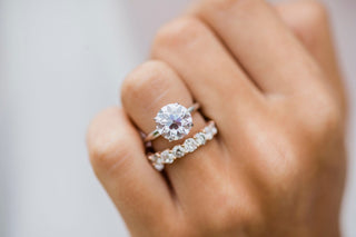 3.0 CT Round Solitaire Moissanite Engagement Ring - violetjewels