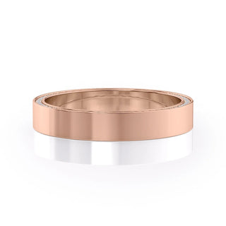 Unique wedding band with round diamonds – modern design with artistic flair