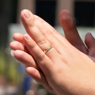 Twig wedding band with round diamonds – elegant, organic design inspired by nature
