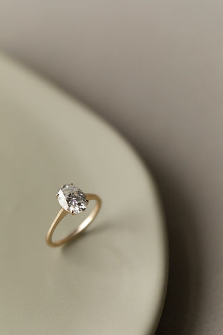 2.20 CT Oval Cut Solitaire Moissanite Engagement Ring