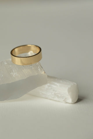 Plain Flat Cigar Wedding Band