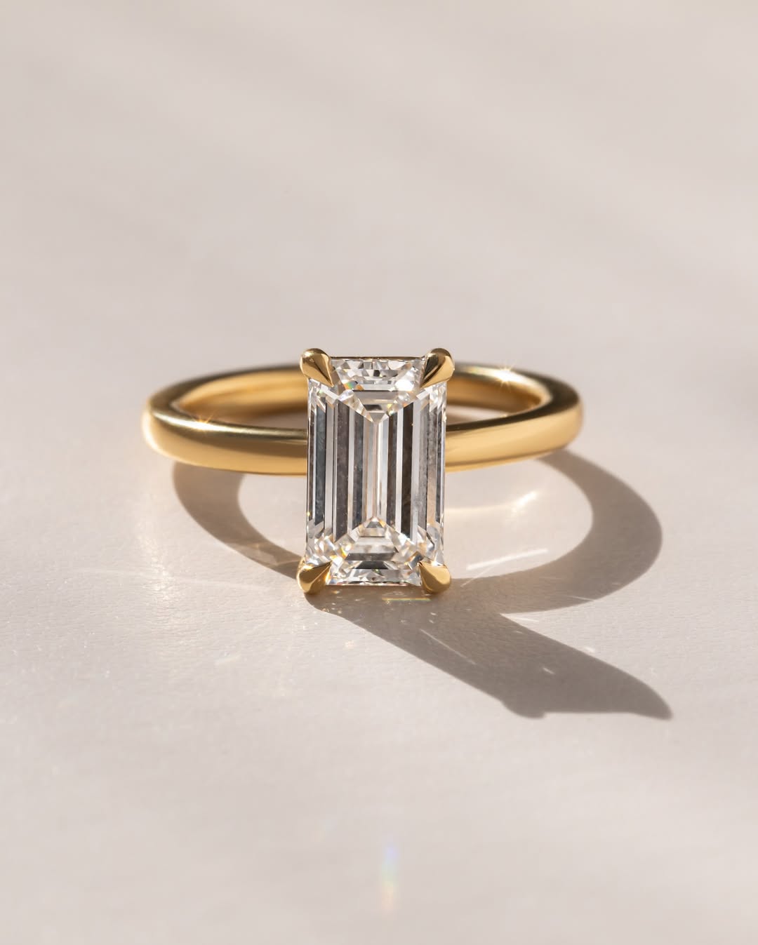 1.0-3.0 CT Emerald Lab Grown Diamond Solitare Engagement Ring
