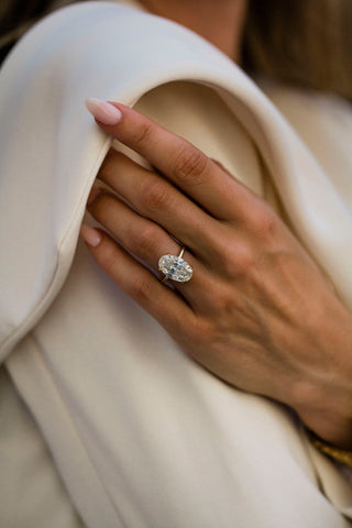 4.0-6.0 CT Oval Shaped Lab Grown Diamond Solitaire Engagement Ring