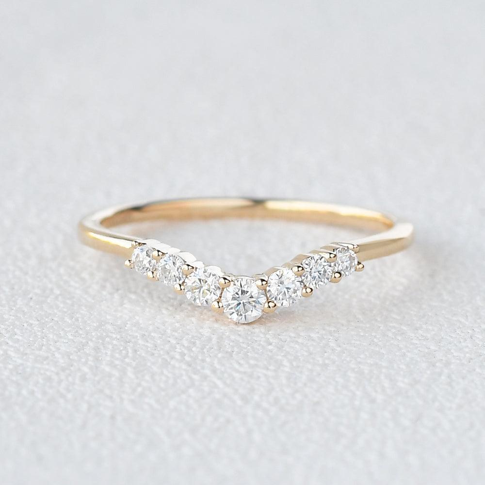 0.22 CT Round Cut Curved Moissanite Wedding Band - violetjewels
