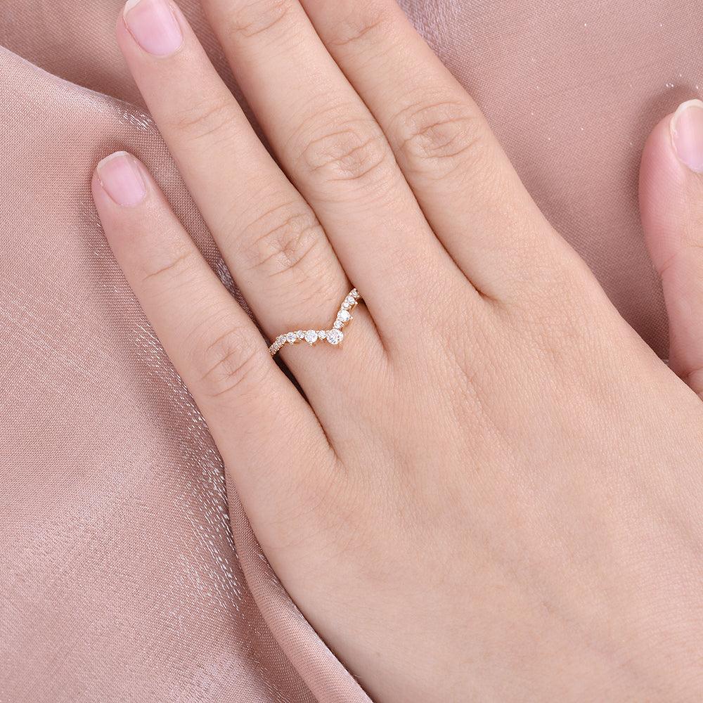 0.25 CT Round Cut Curved Moissanite Wedding Band - violetjewels