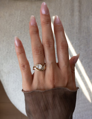 1.0 - 2.0 CT Oval Cut Lab Grown Diamond Pavé Unique Setting Engagement Ring