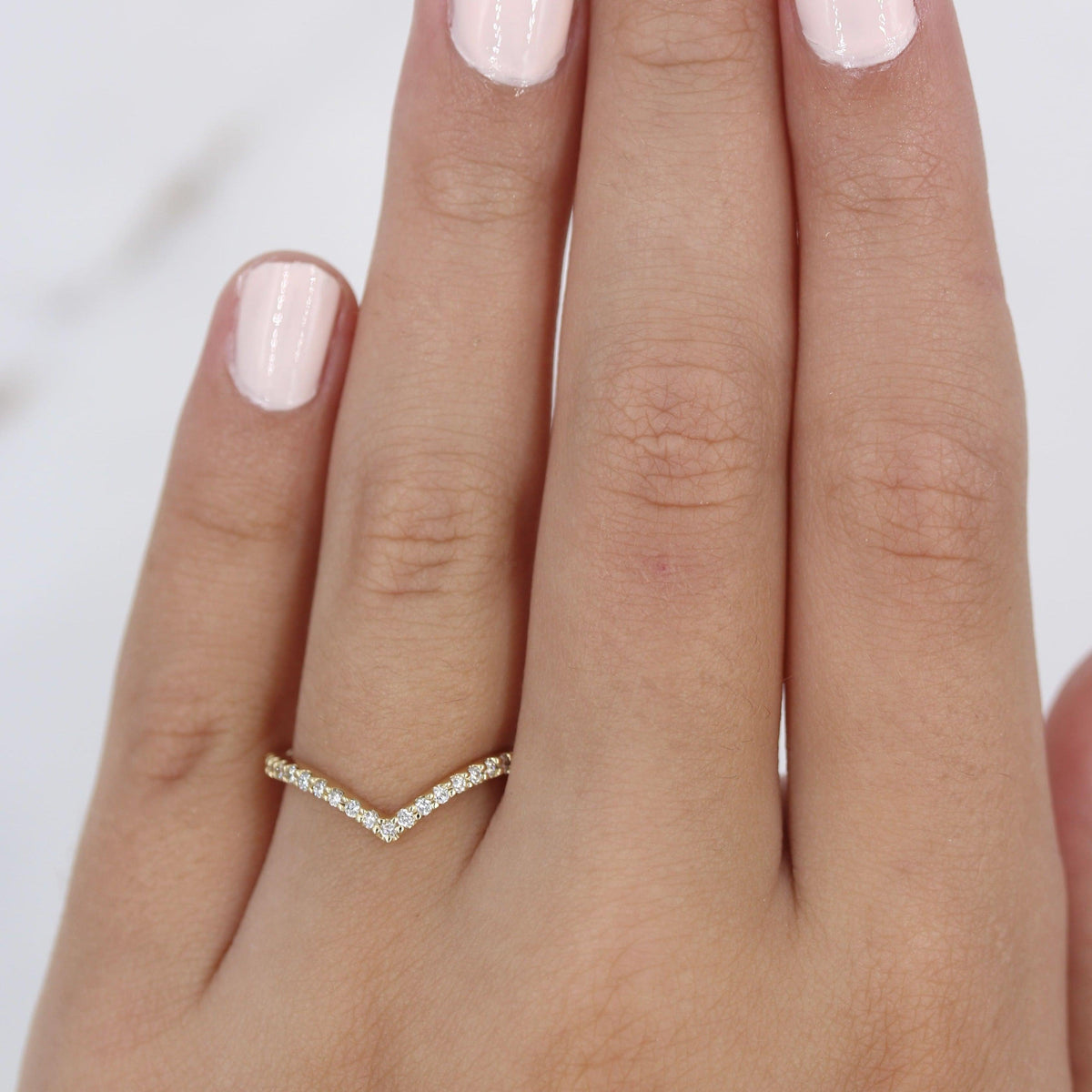 0.17 TCW Round Cut Curved Moissanite Wedding Band - violetjewels