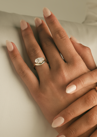 2.0-4.0 CT Pear CVD Diamond Unique Engagement Ring