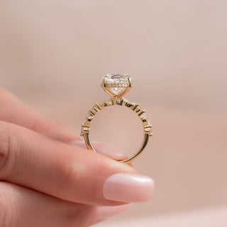 3.0-5.0 CT Oval CVD Diamond Pave Setting Engagement Ring