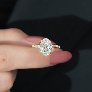 1.5-3.5 CT Oval CVD Diamond Twisted Pave Setting Engagement Ring