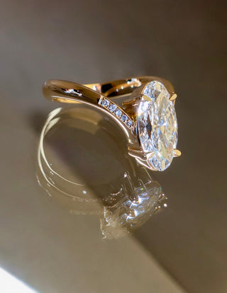 1.0 - 3.0 CT Moval Shaped Lab Grown Diamond Pave Style Engagement Ring