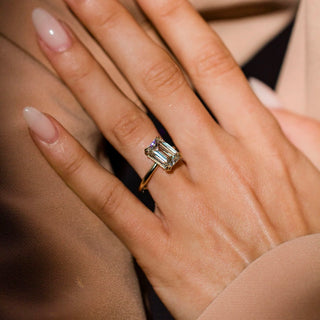 2.0-4.0 CT Emerald Shaped Lab Grown Diamond Solitaire Engagement Ring