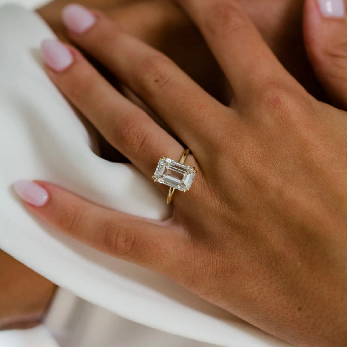 4.0-6.50 CT Emerald Lab Grown Diamond Solitaire Engagement Ring