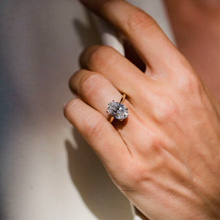 1.0-3.05 CT Emerald Shaped Lab Grown Diamond Hidden Halo Engagement Ring