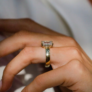 2.0-4.0 CT Emerald Shaped Lab Grown Diamond Solitaire Engagement Ring