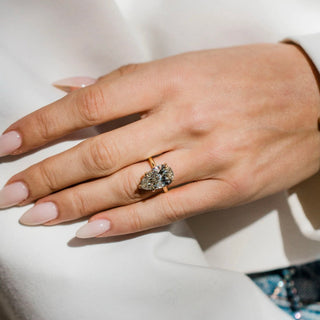 2.0-4.0 CT Pear Shaped Lab Grown Diamond Solitaire Engagement Ring