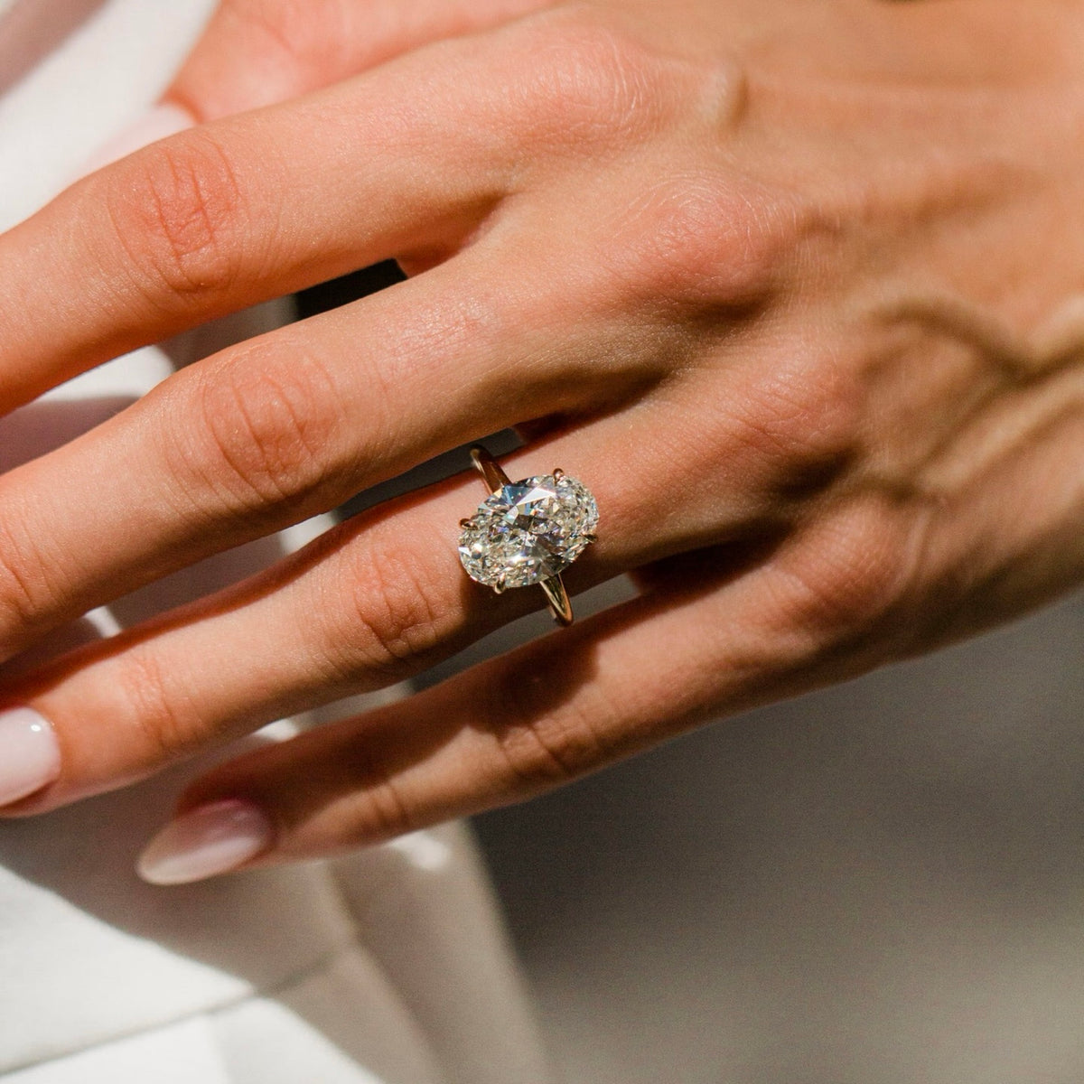 3.0-5.0 CT Oval Shaped Lab Grown Diamond Solitaire Engagement Ring