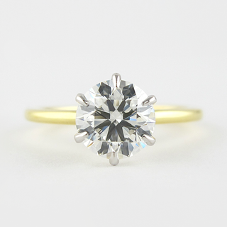 1.0 CT Round Cut Solitaire Style Moissanite Engagement Ring - violetjewels