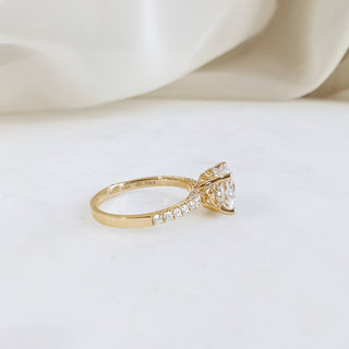 2.50 CT Round Cut Pave Moissanite Engagement Ring