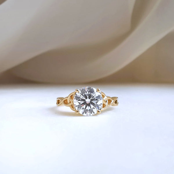 1.50 CT Round Cut Vintage Style Moissanite Engagement Ring