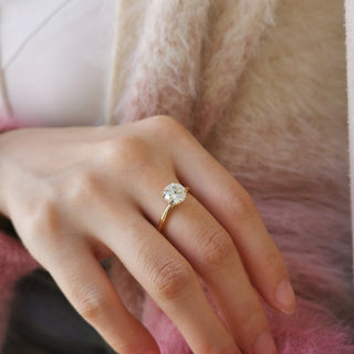 1.50 CT Round Cut Solitaire Moissanite Engagement Ring