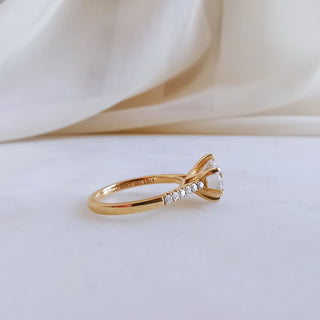 2.0 CT Round Cut Pave Moissanite Engagement Ring