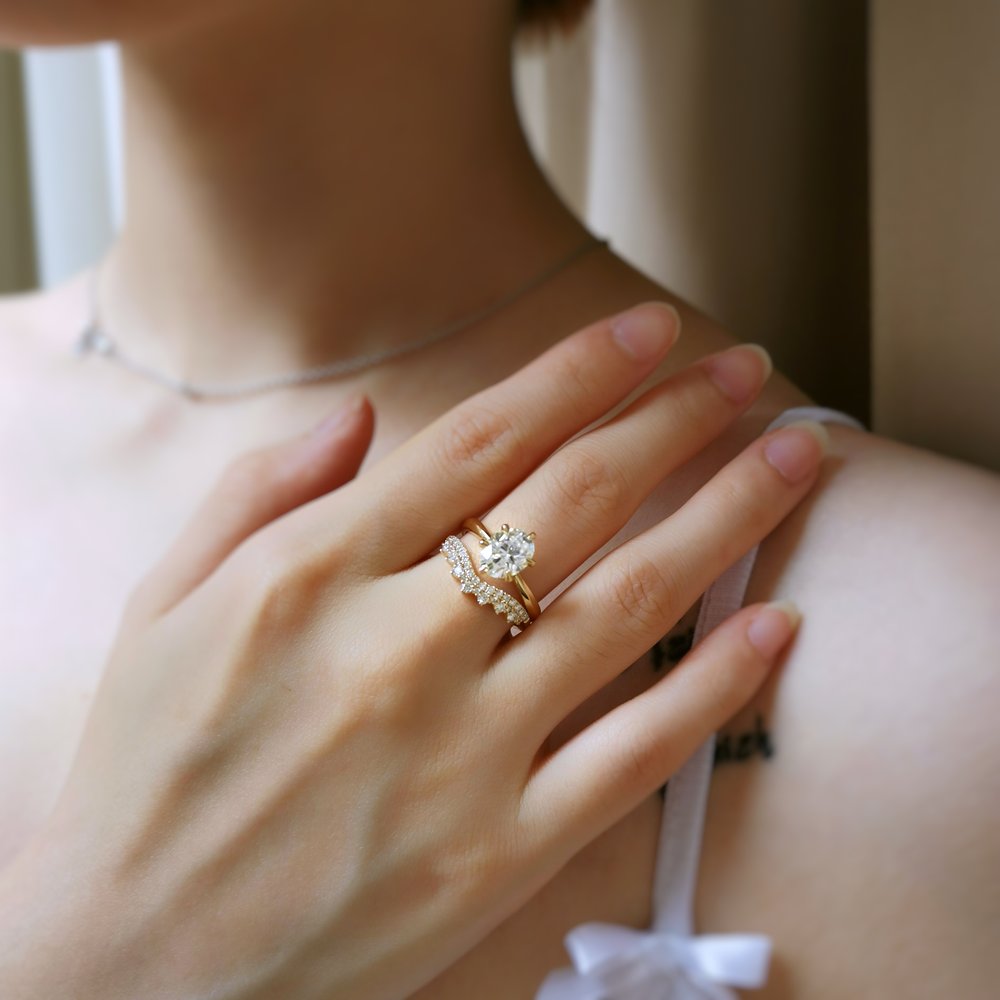 2.0 CT Oval Cut Pave Moissanite Engagement Ring